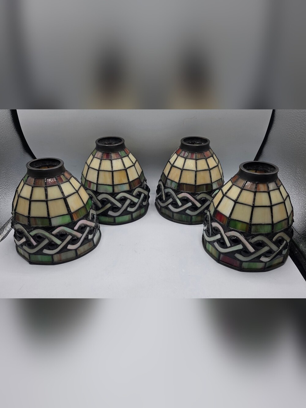 Stained Glass Tiffany-Style Set Of 4 Lamp Shades - Cream & Green